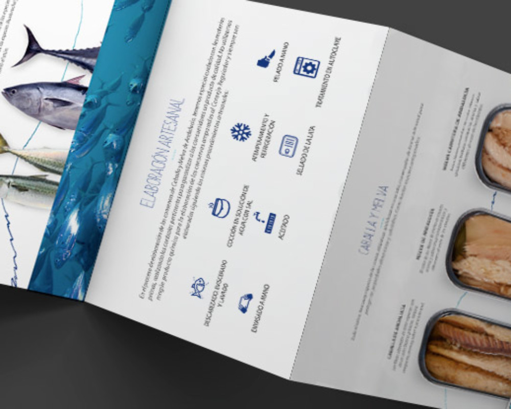 FOLLETOS & CATÁLOGOS